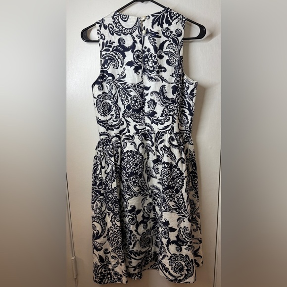 Eliza J Floral Beaded Neckline Dark Navy Blue White Linen Blend Mini Dress M - Picture 11 of 17